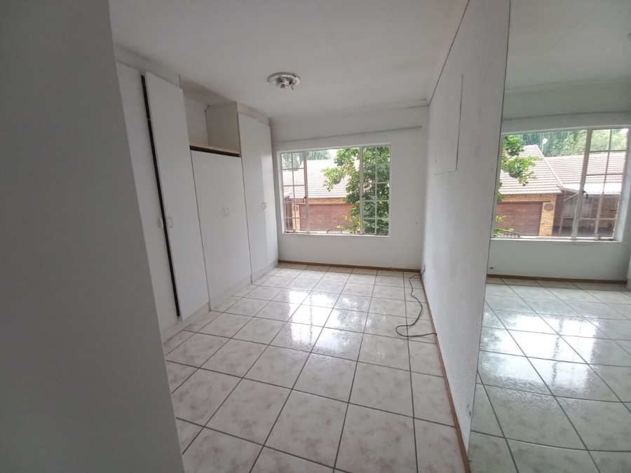 3 Bedroom Property for Sale in Safari Gardens North West